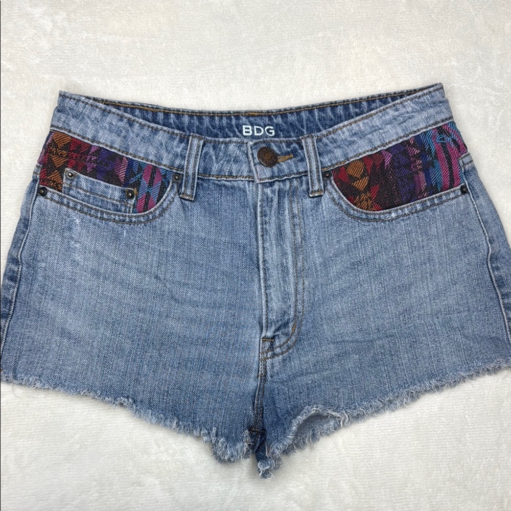 BDG Urban Outfitters High Rise Dree Cheeky Jean Shorts- Tribal Design- Size 27